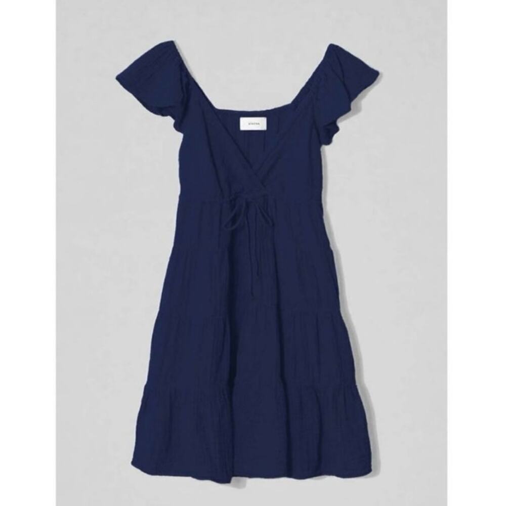 Xirena Sonnet Dress in Midnight Blue Size M Short Sleeve V-Neck Boho Midi EUC